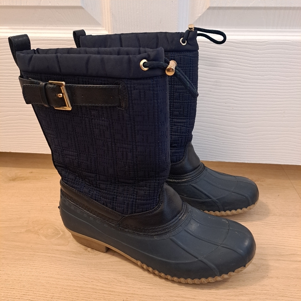 Tommy Hilfiger Navy Quilted Gols‎ Buckle Cinch Outdoor Cute  Rain Boots Size 7M